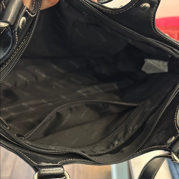 Retro Black Handbag - Picture 6 of 8